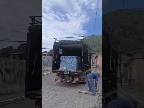 ENTREGA DE GYPSON EN LA CIUDAD DE BAÑOS DE AGUA SANTA PROVINCIA DE TUNGURAHUA