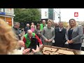 Bronzen maquette van castellum op het Rijnplein onthuld: 'Hier heeft het gestaan'