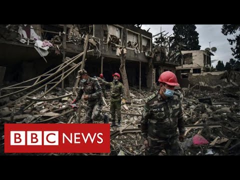 納戈爾諾-卡拉巴赫的公寓樓遭到炮擊，停火被打破 - BBC News (Ceasefire broken in Nagorno-Karabakh as apartment block hit by shelling - BBC News)