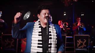 Ojitos mentirosos, Hasta las seis de la mañana, Amor de mis amores, Corazon miel de abeja, Chapeadit