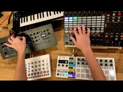 Jamuary 2021 Day 4 - DeepHouse/Tech House - Model:Samples, Minilogue XD, Beatstep Pro