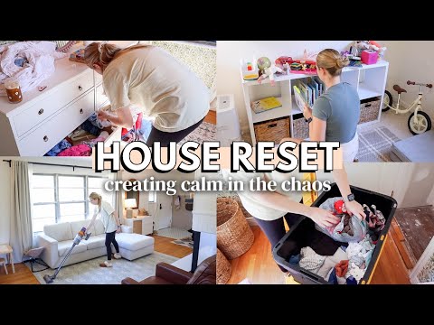 ✨MESSY HOUSE clean with me + my thoughts on decluttering kids stuff before christmas