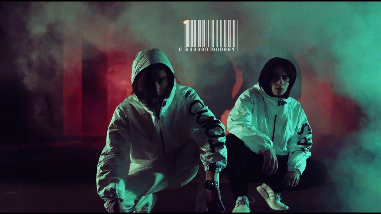 Flesh & Lizer — Power Bank