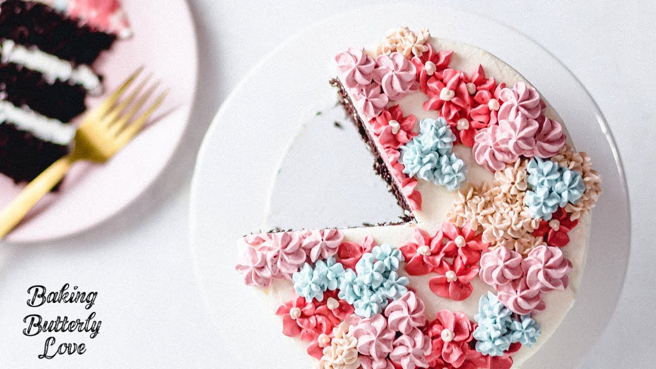 Beginner Buttercream Flowers | How to Pipe Basic Drop Flowers