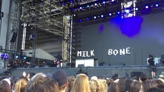 Milk &amp; Bone enters the stage and Coconut Water | FEQ 2018