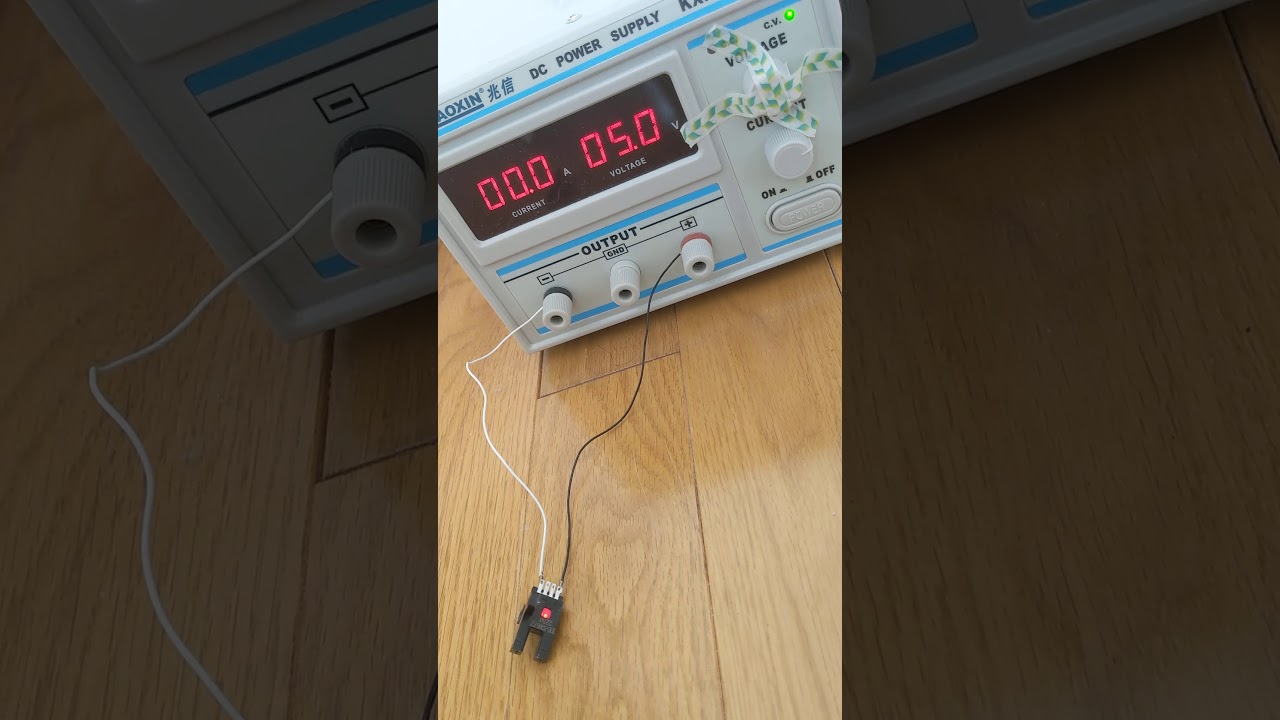 How to check if the Omron photo sensor ee-sx672 is working