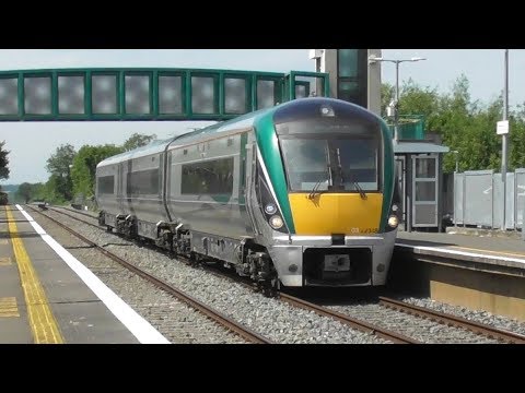 Irish Rail 22000 Class Intercity Train 22348 - Monasterevin, Kildare