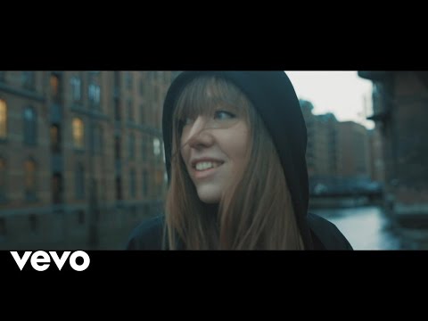 Antje Schomaker - Bis mich jemand findet (Offizielles Musikvideo)