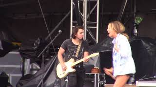 Carly Pearce - Hide the Wine - Country USA 2018