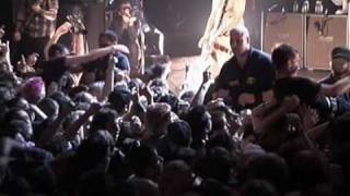 10 Head On Collision - New Found Glory - Live in London