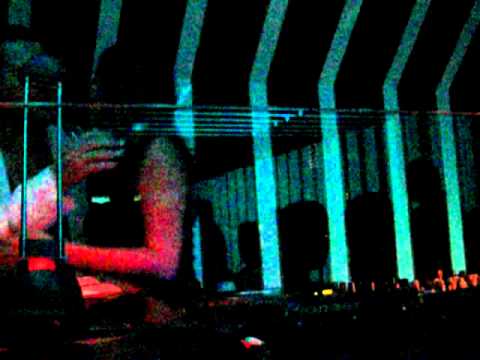 Marie Bouret @ D-Edge (30.06.11 warm up Thomas Schumacher) - Parte III