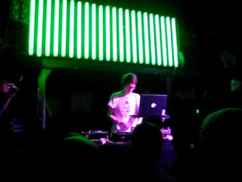 Bobmo Live @ Institubes Birthday Party