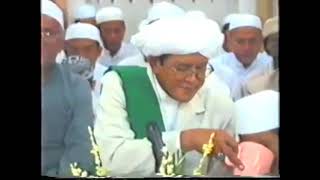 Download lagu Maulid Simtudduror Abah Guru Sekumpul mp3 Download lagu Maulid Simtudduror Abah Guru Sekumpul mp3