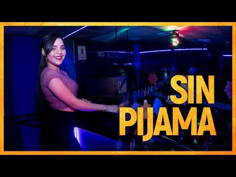 Becky G, Natti Natasha - Sin Pijama | Anfitriona Bailando Reggaeton en Discoteca Brothers Bar