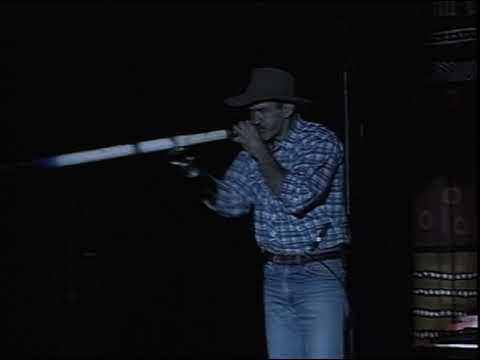 Charlie McMahon Didgeridoo Solo (Ellis Park - The Concert / 1994)
