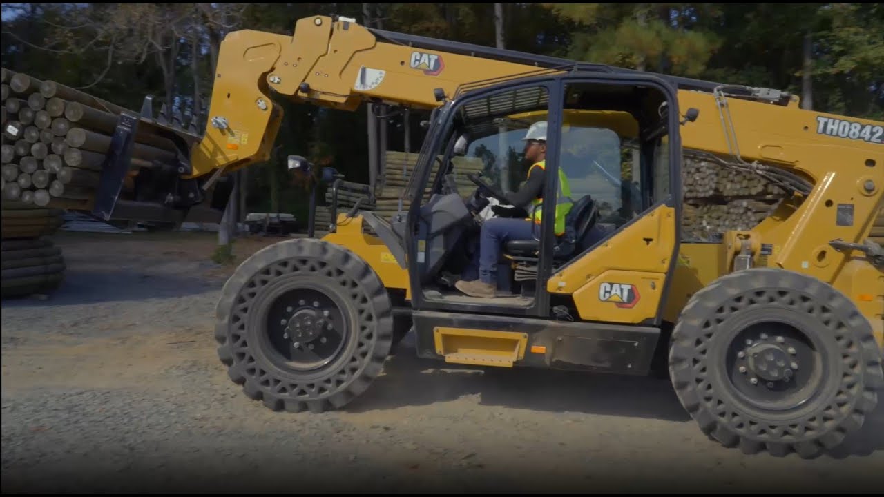 Short Overview of the Next Generation Cat® Telehandlers