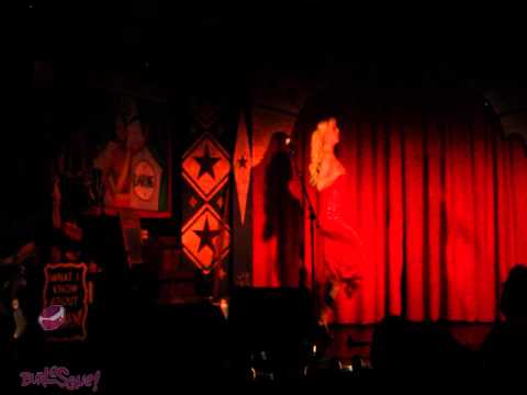 Lily Stitches - No Diggity at Roxy & Dukes