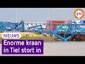 Enorme kraan in Tiel stort in tijdens noodweer