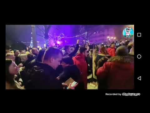 Sinj(jedini grad u RH gdje ne važe cpotvrde) - doček 2022, sa FB stranice gradonačelnika Bulja