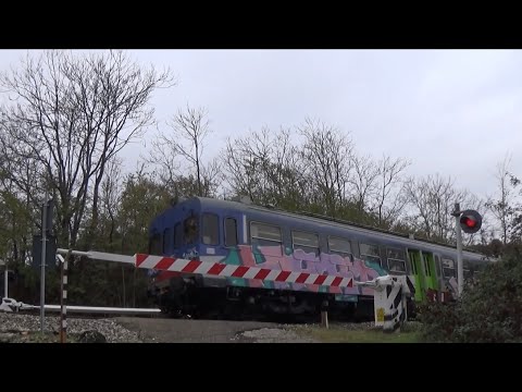 Passaggio a livello Radicara (RI)// level crossing