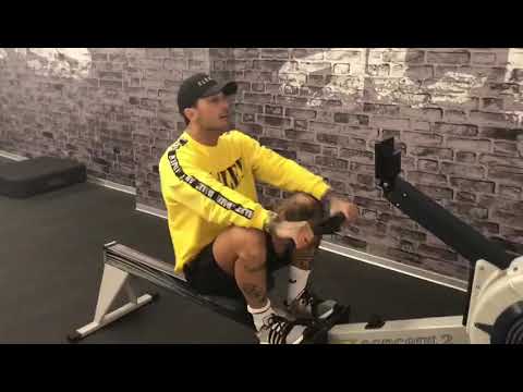 FABRIZIO CORONA IN PALESTRA ALLENAMENTO