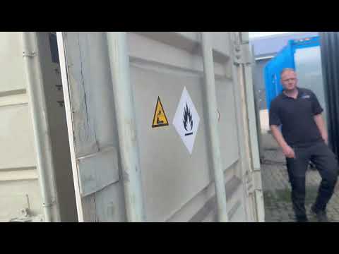 Cummins KTA 38 G1 Leroy Somer 1500 kVA generatorset in 40 ft container stocknr 5037