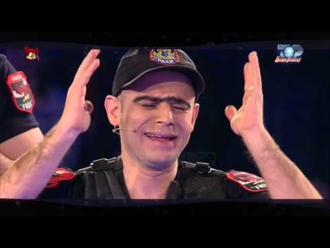 Friend Request 2016, 31 Dhjetor 2015 - Policat ne 100 milione (Pjesa e pare)