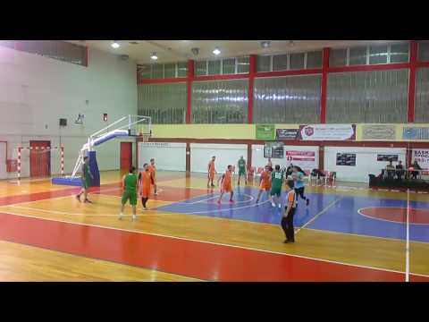 Master league - 2ος όμιλος: Peronia Kings - Razors  69-70