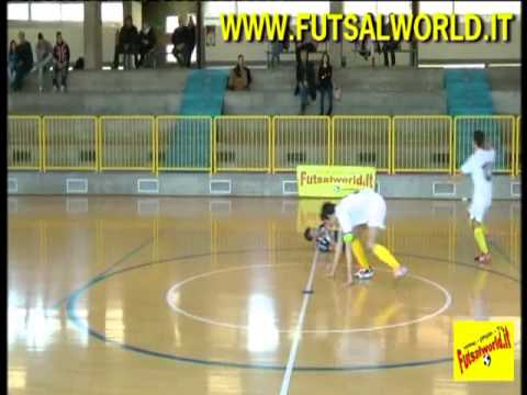 8/12/13 Bergamo C5 - Boys Bellinzago . . . Under 21 .... calcio a 5 / futsal