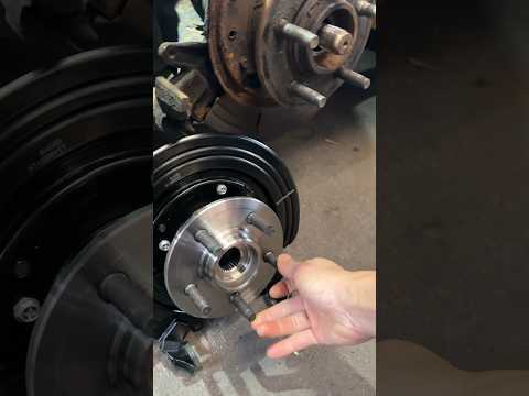 R & R rear Knuckle and bearing assembly