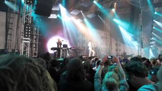 Matthew Dear - Slowdance (Live at Roskilde Festival 2011)