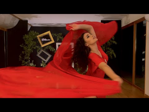 FLAMENCO ORIENTALE con il VELO