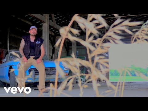 Tyler Garrett - Ridin' Dirt Roads (Official Music Video)