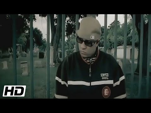 Sola - Héctor "El Father" (Official Video)