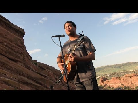 Ethan Tucker - "Cool Kids" - Acoustic MoBoogie Session at Red Rocks