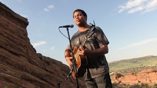 ETHAN TUCKER - Cool Kids - acoustic MoBoogie Session @ Red Rocks