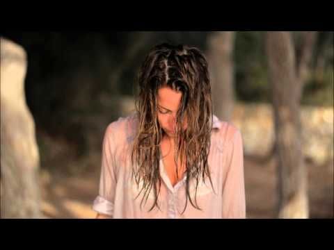 Jana Josephina - Avian Me [Acoustic Version]