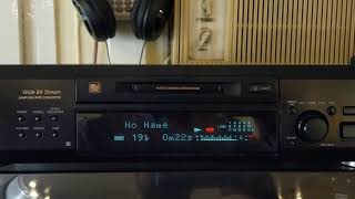 Video thumbnail for Sony MDS-JE520 Minidisc Recorder Deck - quick recording test by NorskAudio