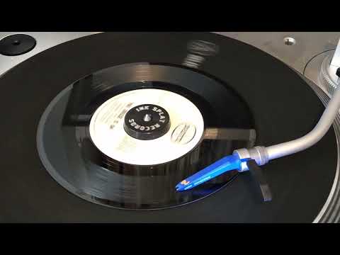Johnny Howard - The  Chase Is On - Bashie 45-101   Northern Soul Classic