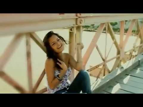 download lagu mp3 mp4 Se Fue Volando Detras De Una Ilusion, download lagu Se Fue Volando Detras De Una Ilusion gratis, unduh video klip Se Fue Volando Detras De Una Ilusion