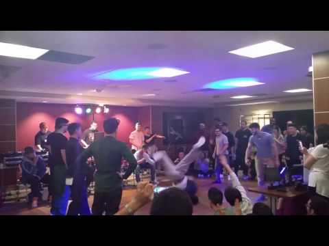 Give Me A Break! 3 vs. 3 Breaking Competition at Virginia Tech