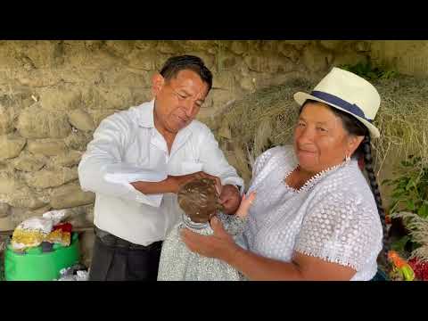 pase del mercado santiago d Gualaceo 2023 los compadres: Rosa Cajamarca y Miguel Sumba  en Gualaceo