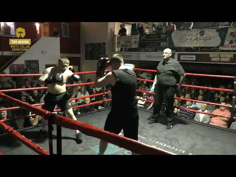 TKO BOXING Ricky Hunter V Tristan Hunter