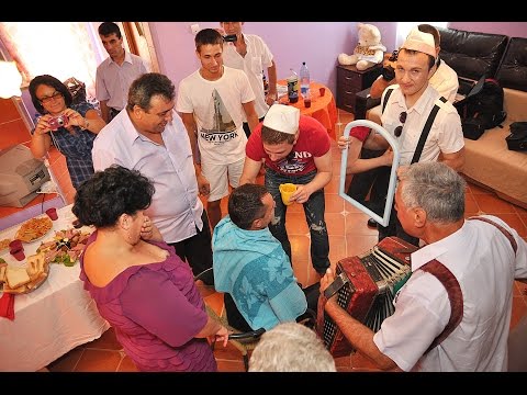 02 Traditii nunta (BARBIERITUL MIRELUI) cameraman fotograf - 0751132073 - DjFotoFilm