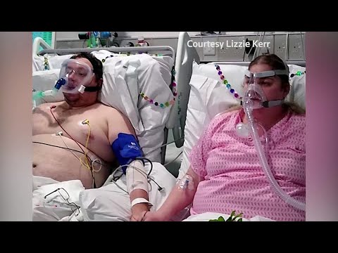 愛はCOVIDを征服する：英国のカップルは病院で結婚式を挙げる (Love conquers COVID: UK couple wed in hospital)
