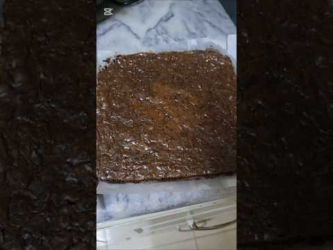 Fudge brownies #bakingrecipes #brownie #sweetcupcake #yummyfood #bakinglove #fudgebrownie