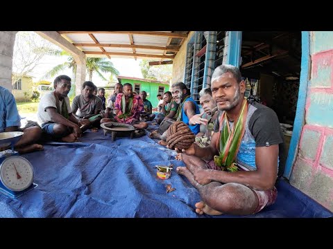 Searching For The Vude Suki Deep In Sigatoka Valley With The Village Boys Part 2🇫🇯