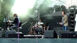 Mystery Jets - After Dark + Hideaway live in Bucharest Aug 13th 2011 HD stereo