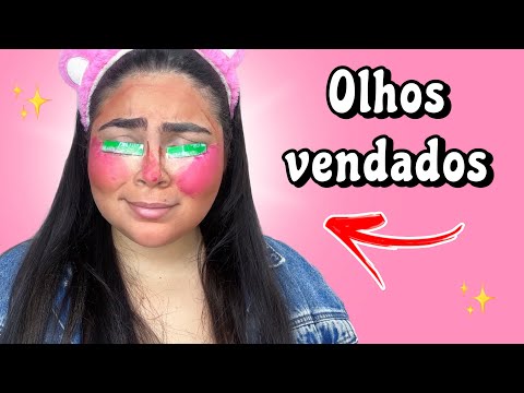 MAQUIAGEM DE OLHOS VENDADOS 🤡😱 | Dourada todo dia em março ✨