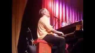 hugh laurie 017 i hate a man like you brussels